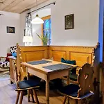 Koenig Ludwig' Maerchenhafte Ομπεραμεργκάου