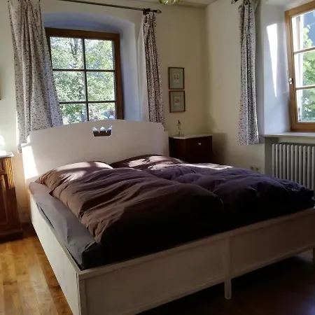 Koenig Ludwig' Maerchenhafte Apartment *